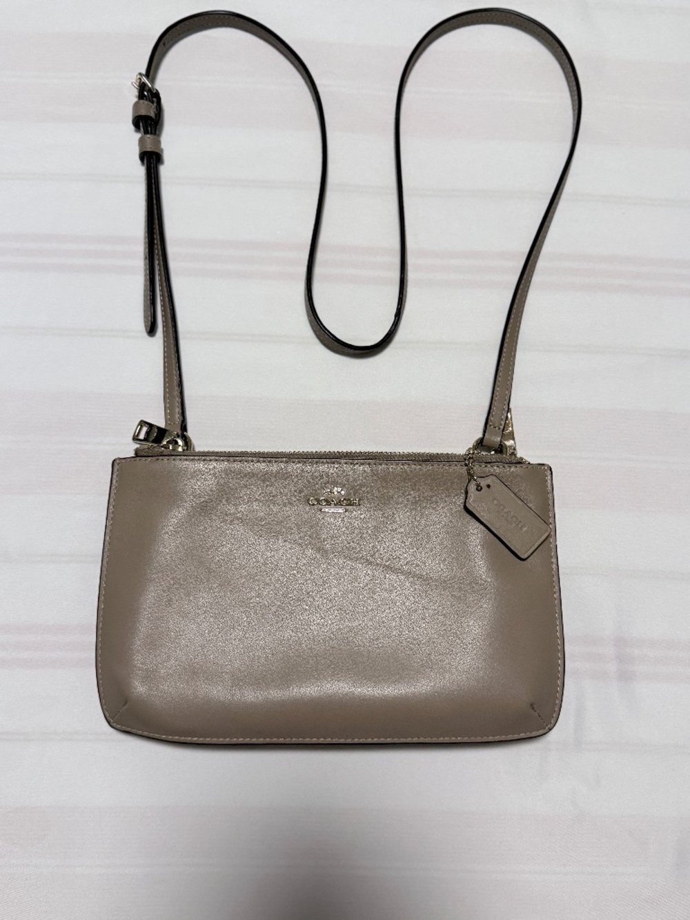 Coach crossbody bag beige